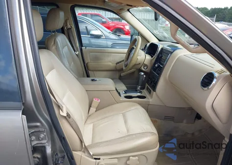 2006 Ford Explorer Xlt z USA, uszkodzony, nr VIN 1FMEU63E16UA89272